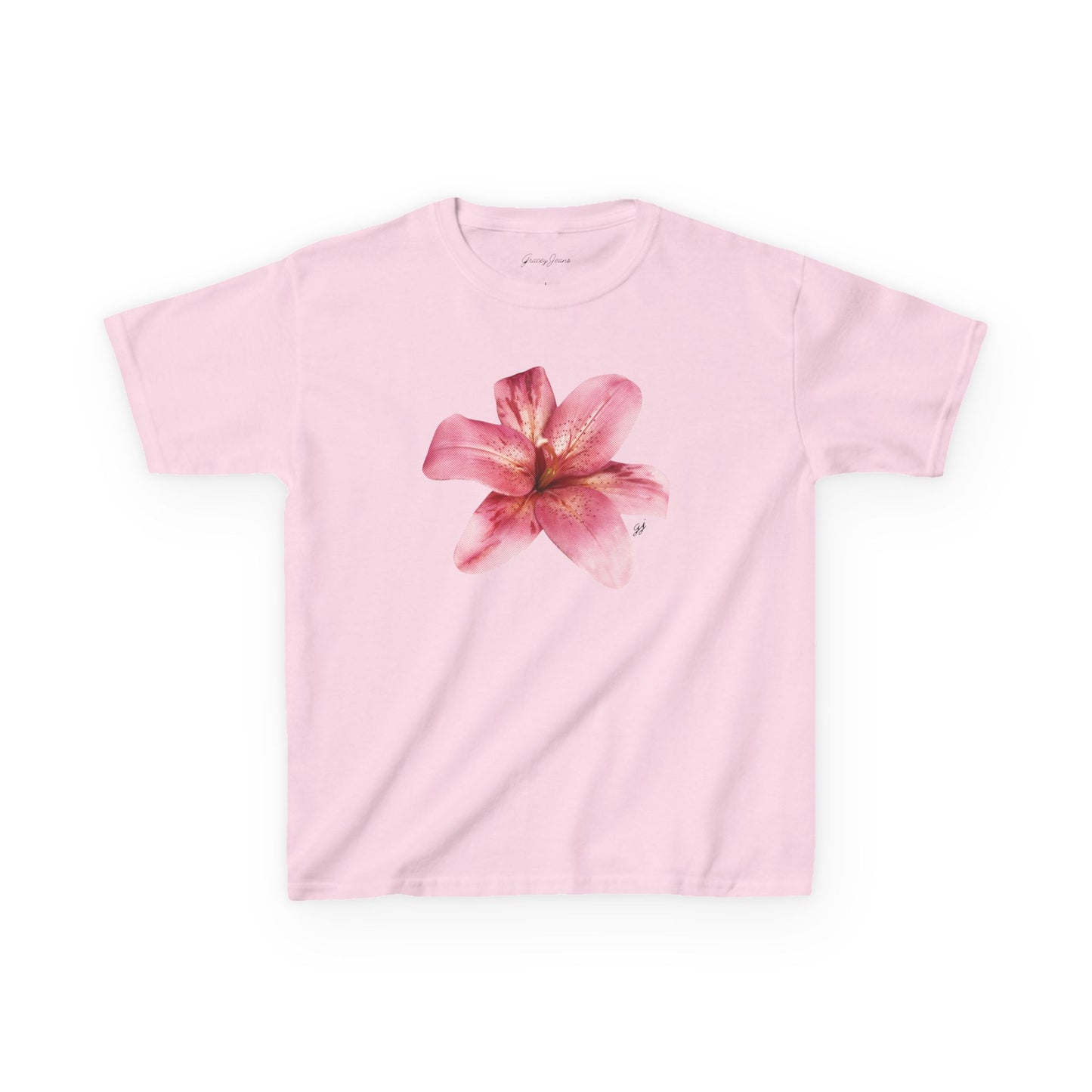 White baby tee with large pink lily flower graphic – soft and feminine Y2K-inspired crop top for women, floral aesthetic cotton shirt by Gracey Jeans